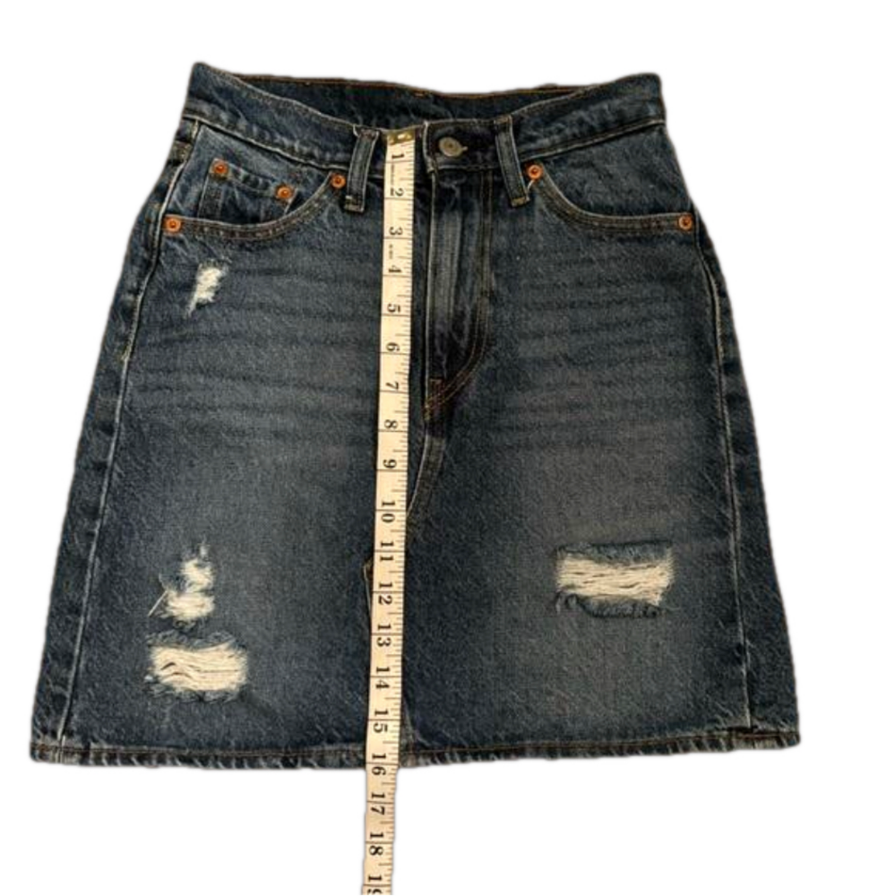 Women’s Levi’s Blue Jean Mini Skirt Size 24